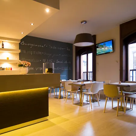 Ares Hotel