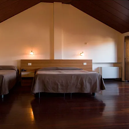 Hotel Ares