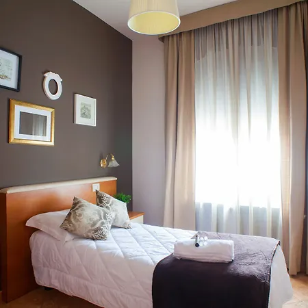 Hotel Ares