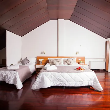 Hotel Ares 3*