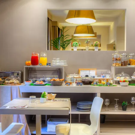 Hotel Ares 3*