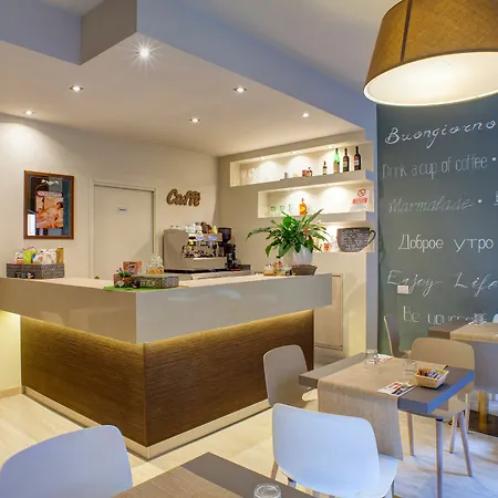 Ares Hotel