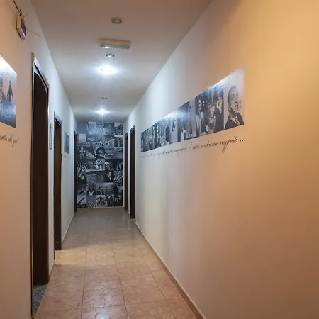Ares Hotel 3*