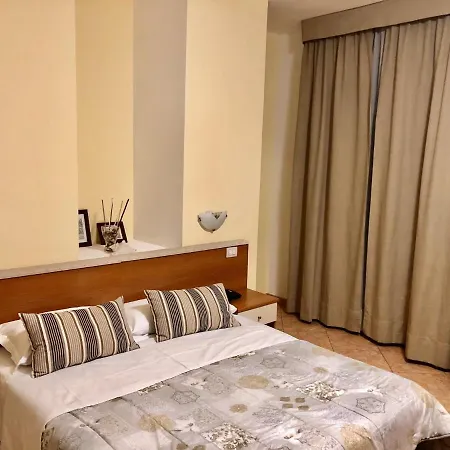 Hotel Ares 3*