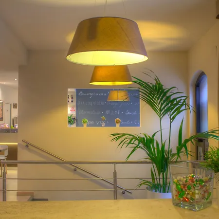 Hotel Ares 3*