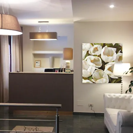 Ares Hotel