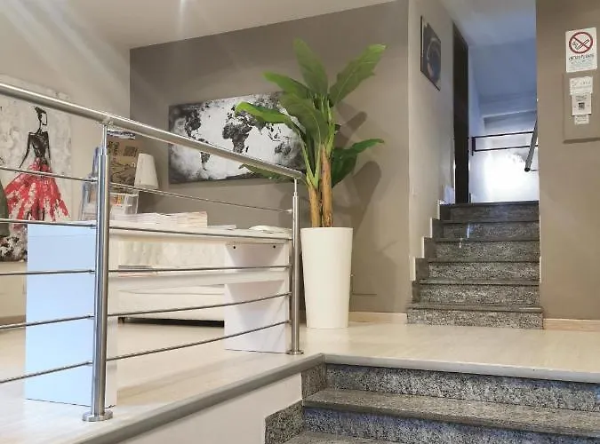 酒店 米兰战神酒店 3*